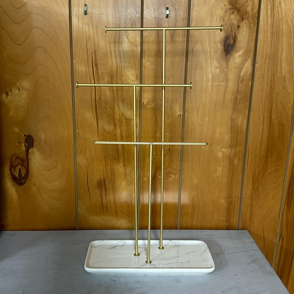 Jewlry holder